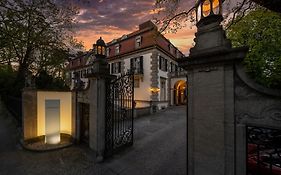 Schlosshotel Berlin by Patrick Hellmann